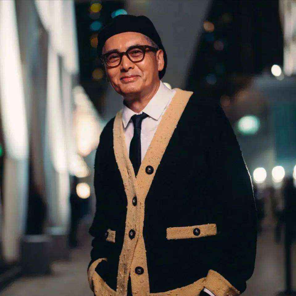员排行榜周星驰却不在榜单之中！开元棋牌中国非常有钱的10位演(图3)