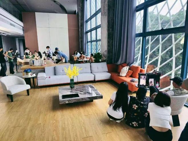 款剧！东莞探路竖店模式开元棋牌3天拍完一部爆(图4)